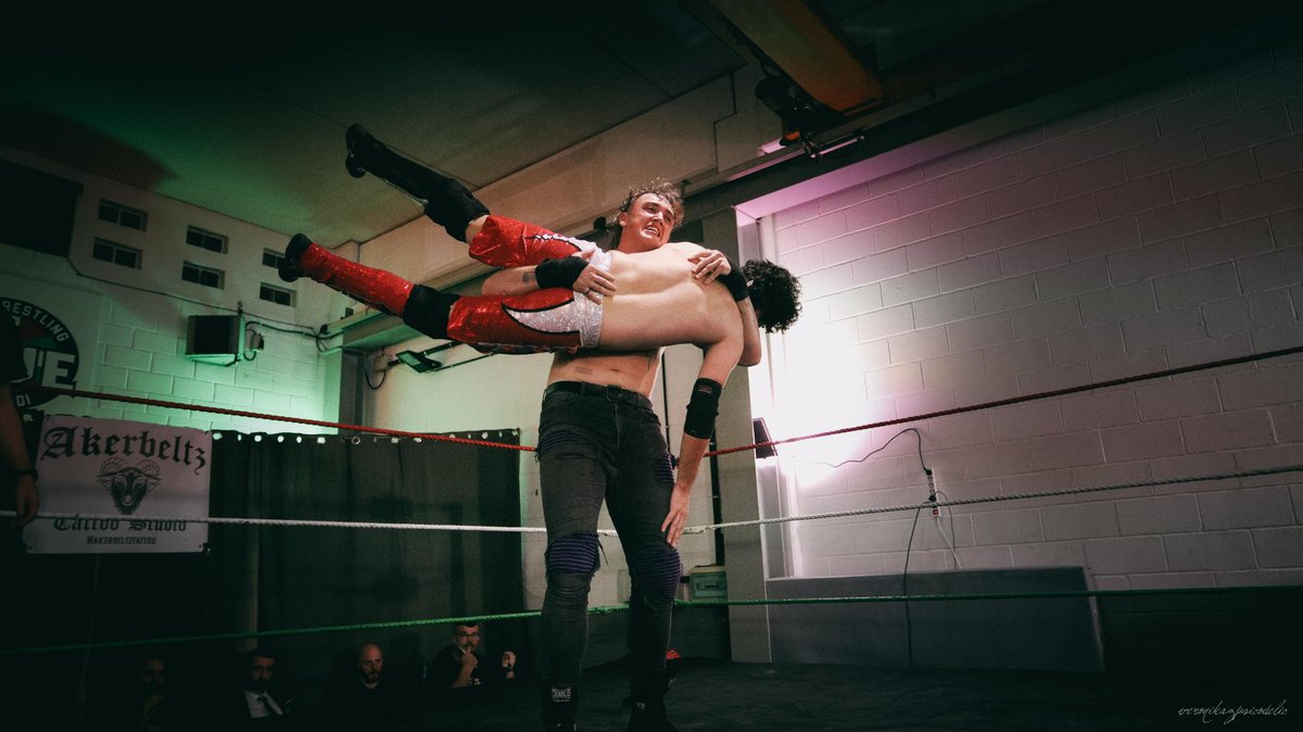 (2/5) Gure <a href="/nikapsicodelic/">⏃ℓωαуѕ. ϟ</a> maiteak Borrokazulo 9n atzemandako irudiak