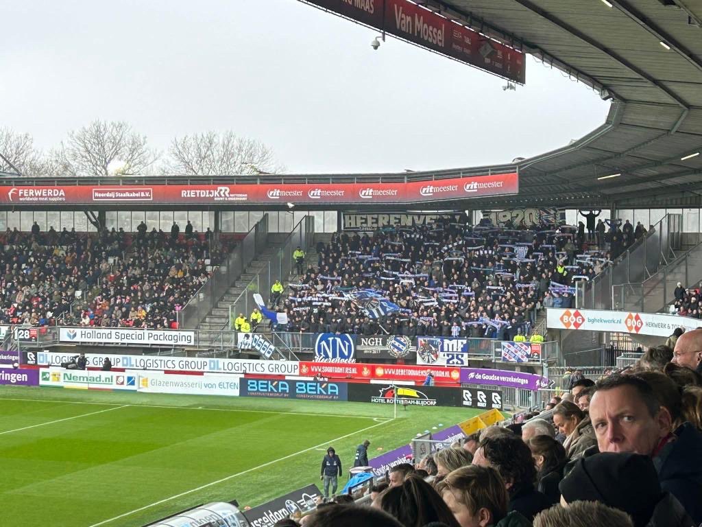 Uitverkocht uitvak <a href="/scHeerenveen/">sc Heerenveen</a> afgelopen weekend tegen Sparta. #SPAHEE