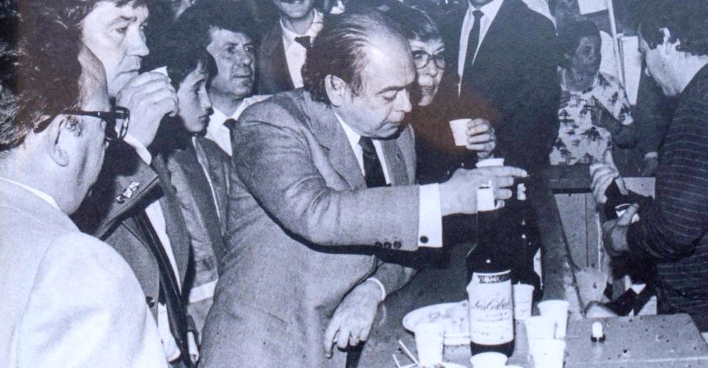 perinno's tweet photo. El meu article sobre l'inefable #JordiPujol, Encarna, que ens feia pagar ordre 🇪🇦 i silencis. No tot el país és enze i creient de la gran farsa #pujolista dels #Candels i les #Ferias d'importació. 
Molts, tot i que ja vells, hem despertat! 
👇🏻
https://t.co/JjkWjzQoZi

©️perinno🏌️ https://t.co/LeUQ5fHMR4