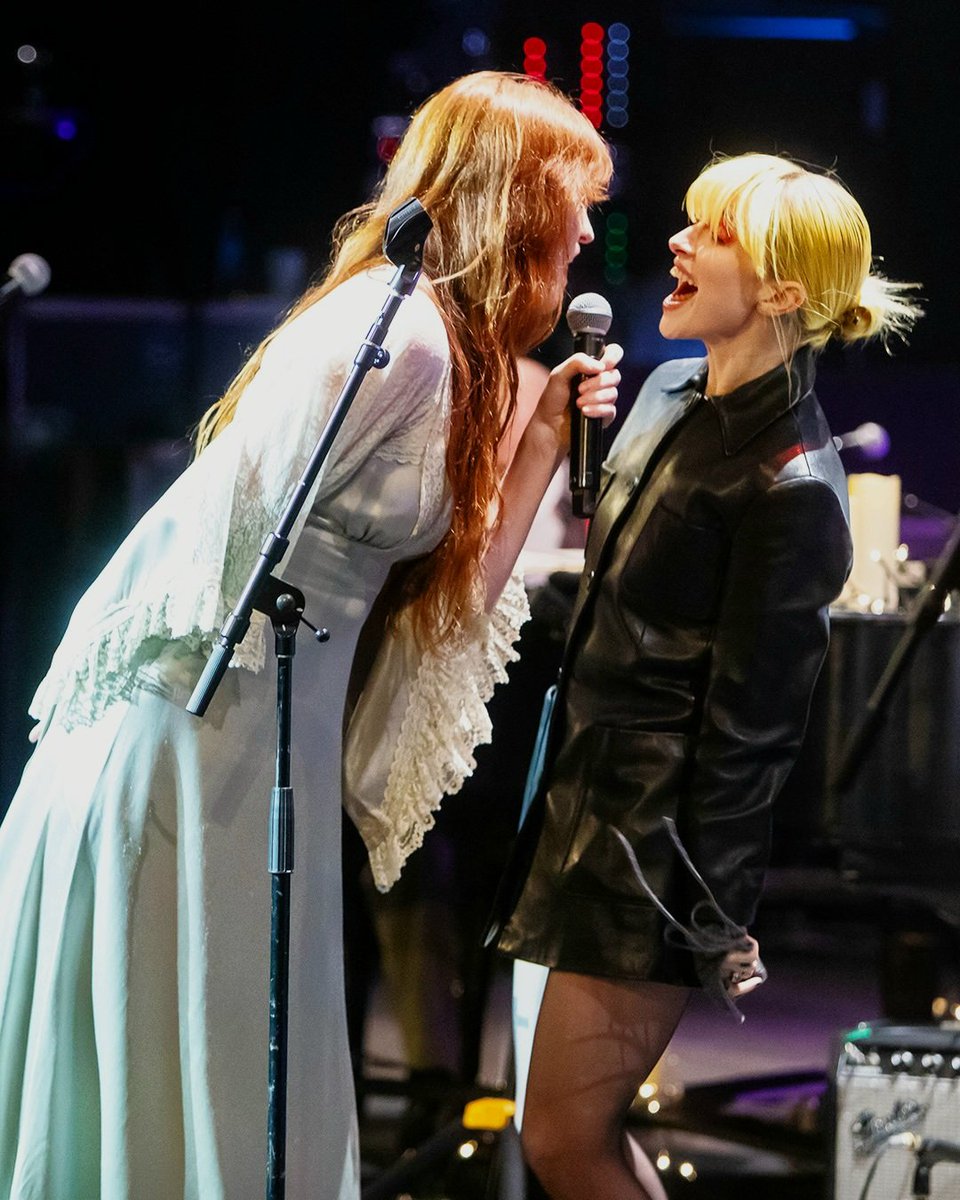 welcharchive's tweet image. two of the greats.