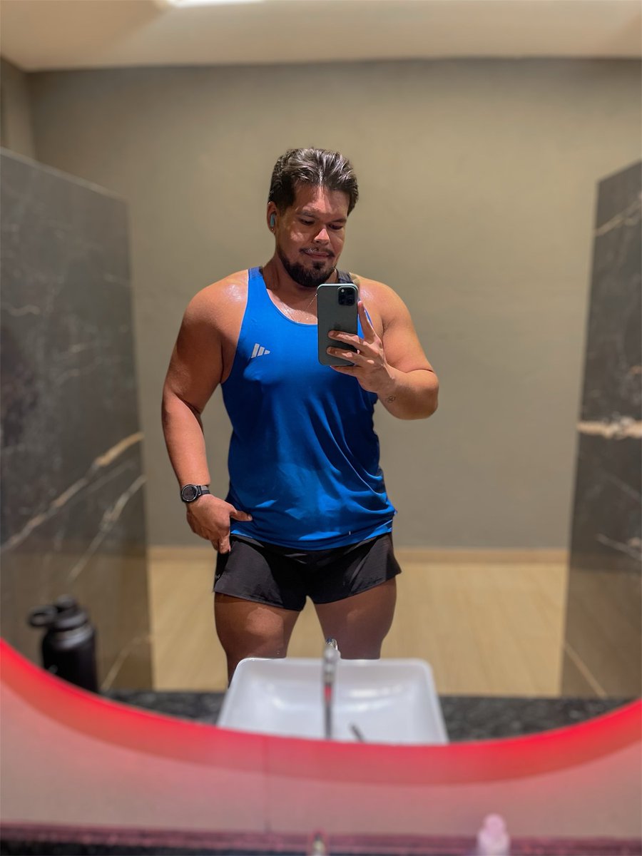 𝓻𝓸𝓭 tweet media