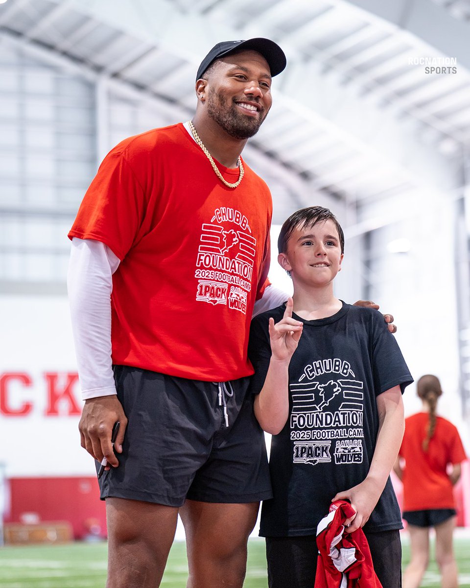 It's double vote day! 🚀 #WPMOY 

1 RT = 2 votes for <a href="/astronaut/">Bradley Chubb</a> as this year's Walter Payton Man of the Year!
#WPMOYChallenge