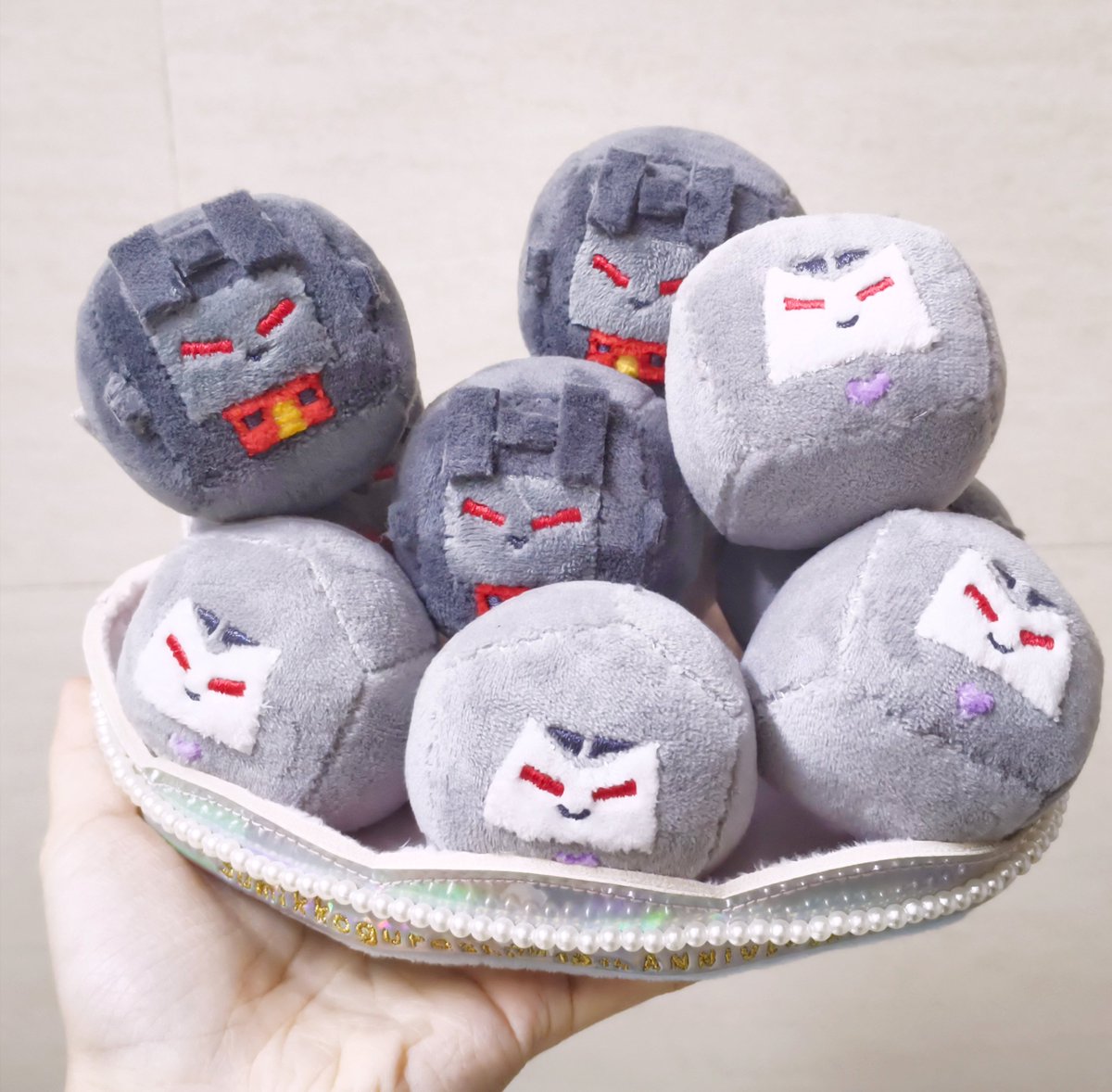 Plood葡血 tweet media