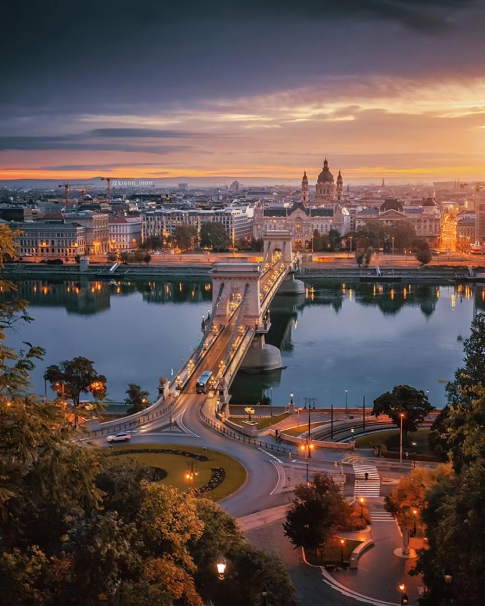 Earthdreams_'s tweet image. Budapest, Hungary 🇭🇺