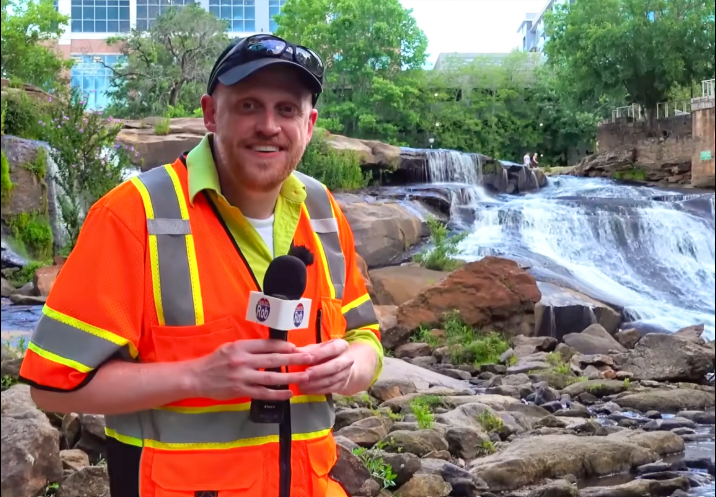 CityGreenville's tweet image. 🚧 "They Tore Down a PERFECTLY GOOD Bridge For This." 🦺 
Thanks to @roadguyrob for his profile on our bold, visionary leaders who removed a four-lane highway and uncovered the Reedy River Falls. 
⏯️ youtu.be/1sSlWHIyxbI?si…

📸: bobkinglandscapes