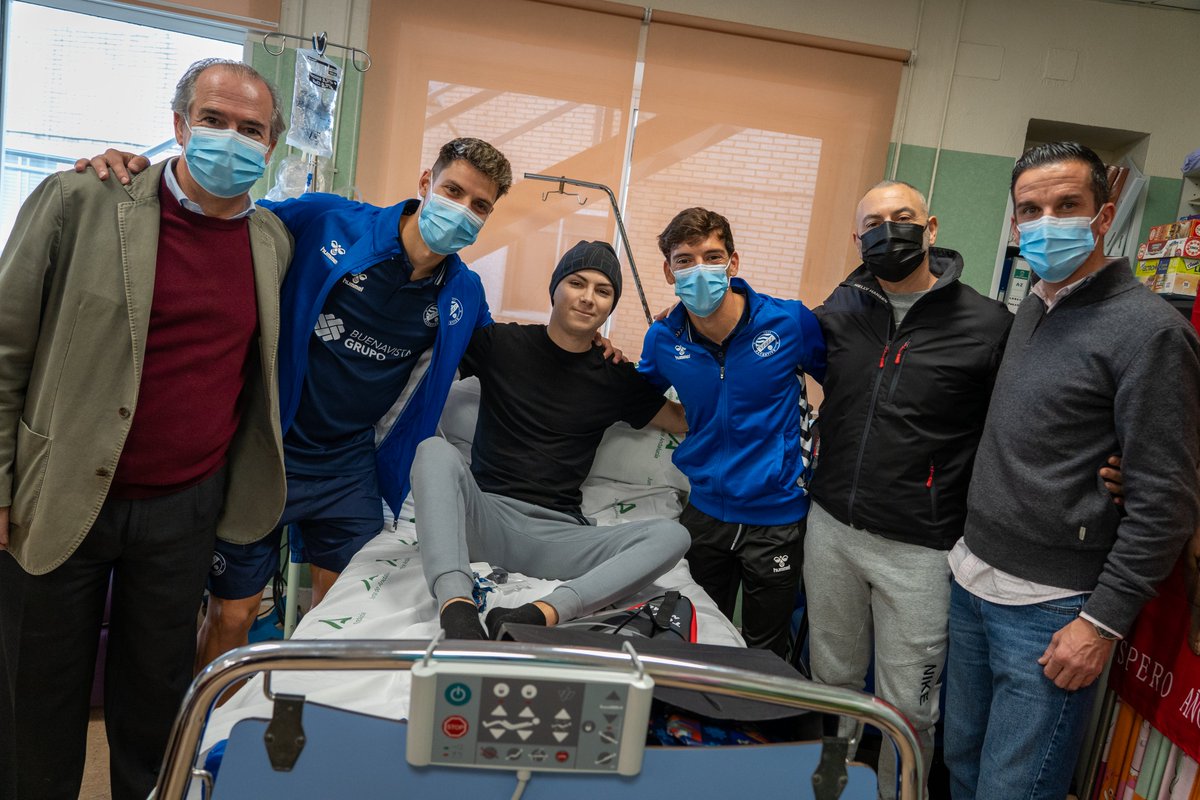 XerezDFC's tweet image. 🏥😀💙 @ags_nortecadiz

📸 @JaviOfferrall 

¡Hacer felices a quienes más lo necesitan!