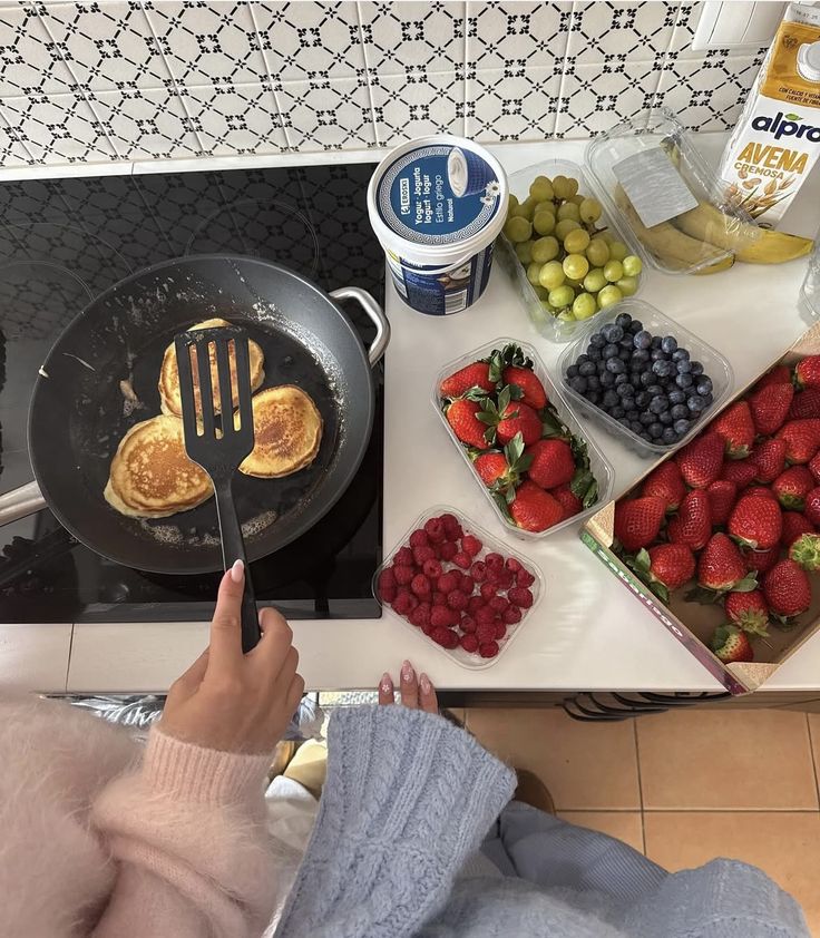 letskcaal's tweet image. Sem ideia do que fazer de café da manhã? 10 receitas fit saborosas para alegrar o seu dia!