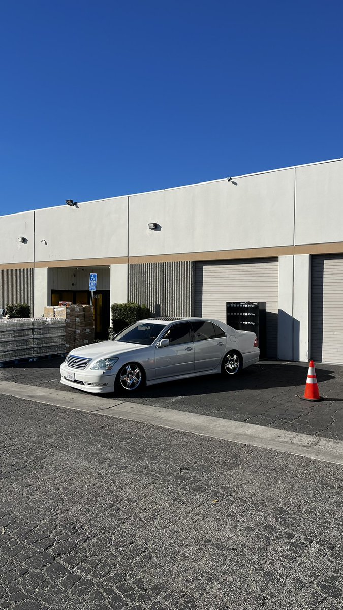 itsReallyianYT's tweet image. SO CLEAN 🔥

#lexus #ls430 #3uz #v8lexus #v8 #luxury #dailydriver #clean #vipstyle #toyota