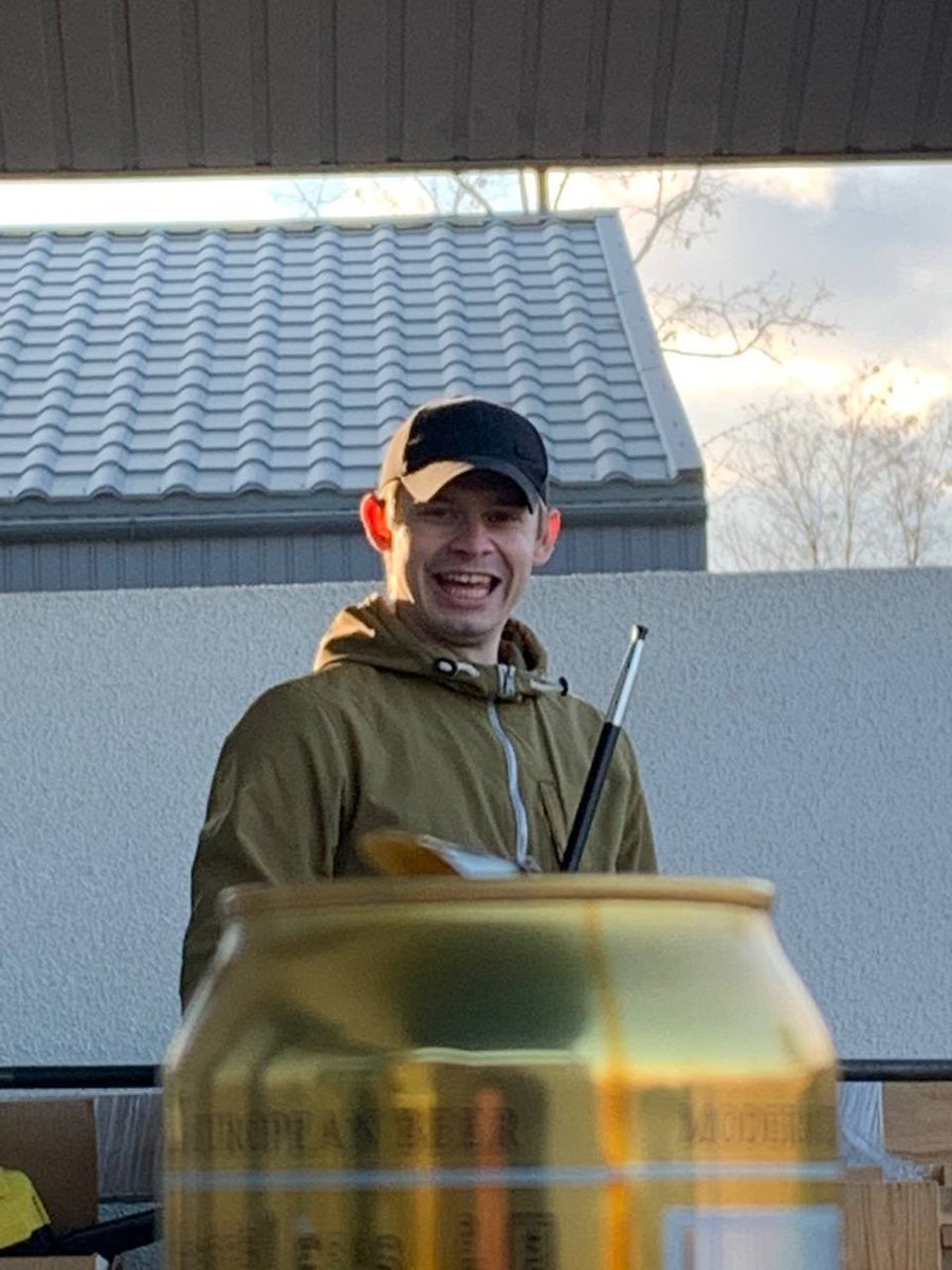 Якщо хто забува, <a href="/ivvaiho/">пан без лівого вуса</a> виглядає так: