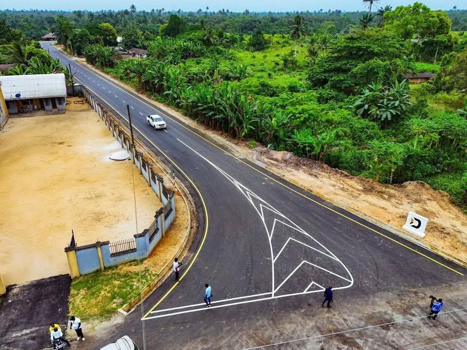 SIM TRANSFORMATION

Take in the stunning views of the 5.94km Ihuowo–Ihuama Ring Road in Ahoada-East LGA — a landmark project delivered by Governor <a href="/SimFubaraKSC/">Siminalayi Fubara</a>, GSSRS.

Built to boost connectivity, unlock development, and move people forward. Progress you can see.