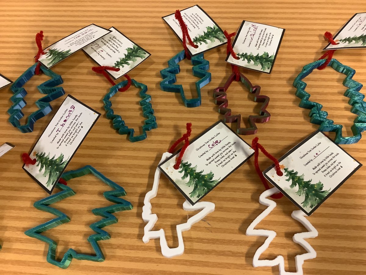 NCCSD_K12's tweet photo. Holiday cheer and modern technology came together in Mrs. Gronachan’s Technology class. Kindergarteners hand drew Christmas trees, and, with the help of some digital tools and a 3D printer, Mrs. G. transformed them into cookie cutters! #nceaglepride #TechnologyClass #3DPrinting https://t.co/lOTB47BtIs