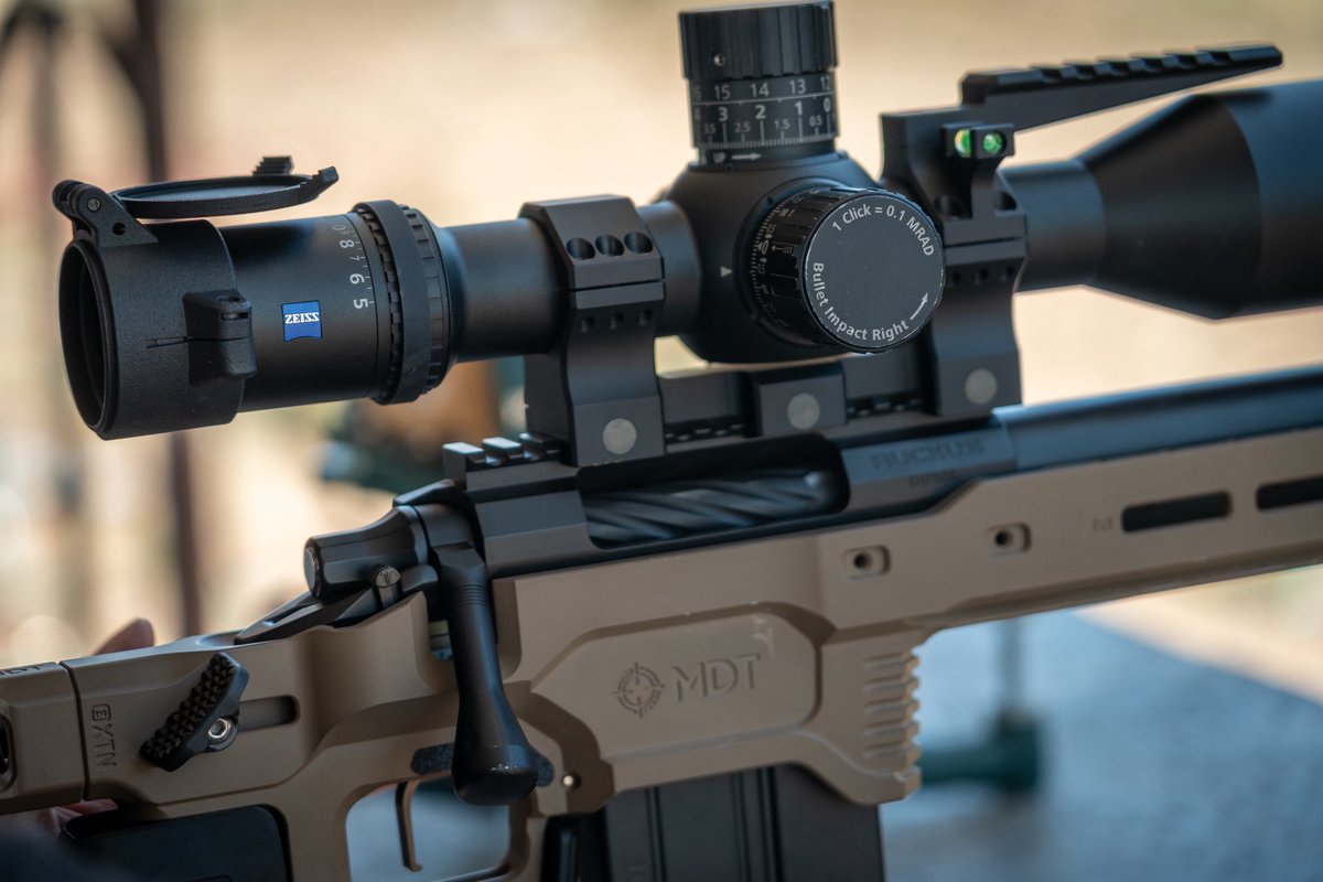 Precision at its finest. Dialing in with the Zeiss optic on an MDT chassis — built for accuracy and long-range confidence. 

@zeisshunting 
@mdttac21 
@hawkins_precision 
<a href="/trigger/">Trigger</a>.tech 
<a href="/defiancemachine/">Defiance Machine</a> 

#redhawkrifles #rhr #precisionrifle #longrangeprecision #mdt