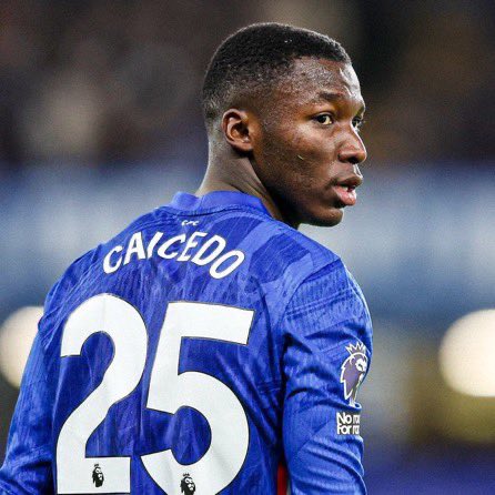 Enzo Maresca confirma que Moisés Caicedo está nuevamente a disposición para los partidos del Chelsea. 

Se terminó la suspensión en la Premier League. A jugar!