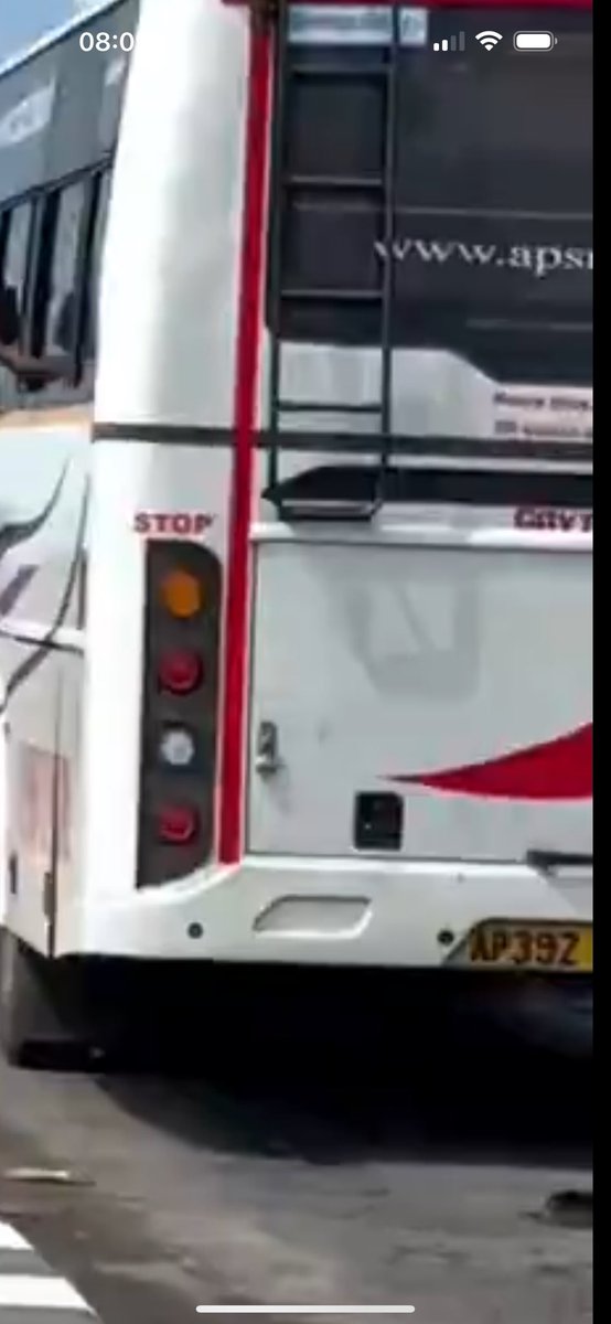 NammaCoimbatore's tweet photo. These were buses with AP number plates spotted at Pamban.

@supriyasahuias @TRBRajaa @ramnadcollector @Tnpcbofficial @moefcc @RmdDistPolice @TNDIPRNEWS https://t.co/01H56kFVJa