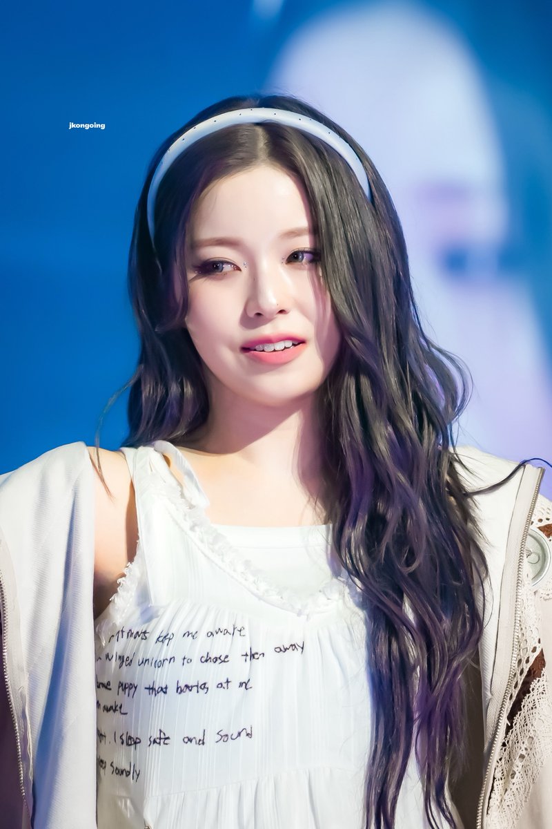 헬멧이🪖 tweet media