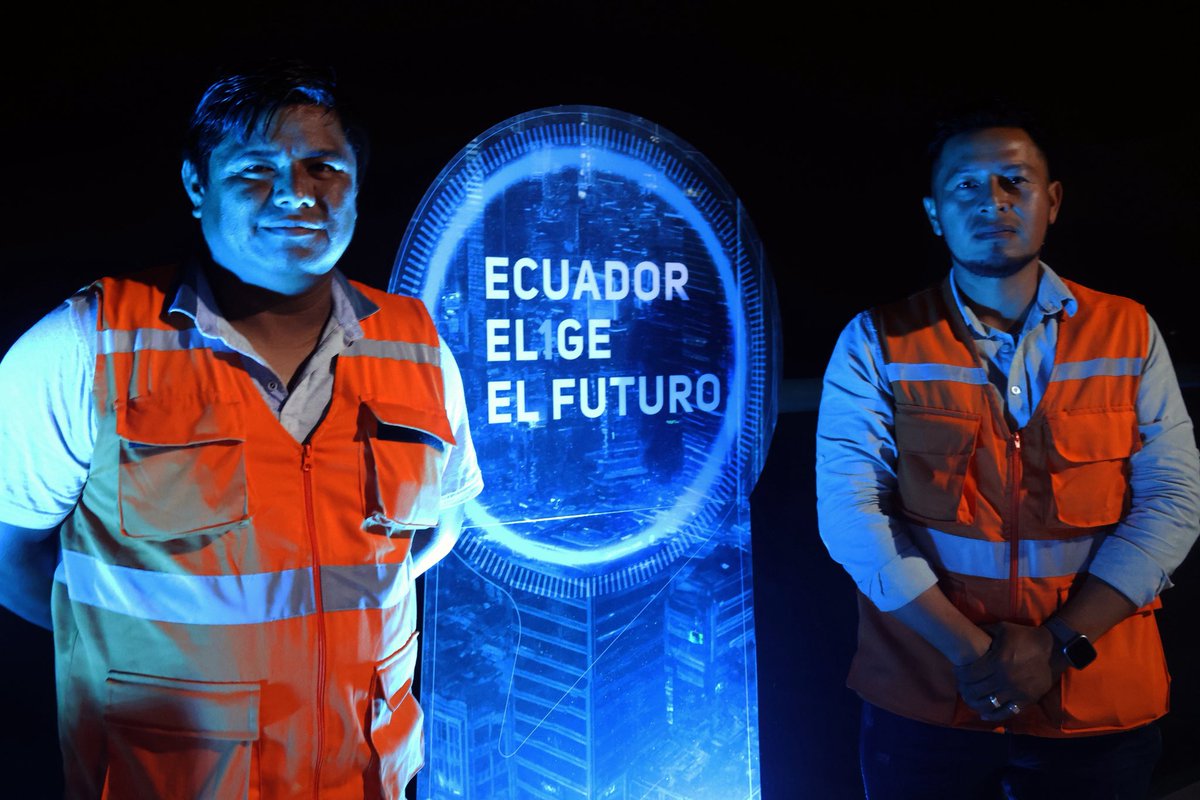 ¡El 5G de <a href="/CNT_EC/">CNT Ecuador</a> llegó a #Salinas! 📱
Con la presencia del gerente general <a href="/ronspina/">Ronald Spina</a> y autoridades, la ciudad dio la bienvenida a esta nueva red.
Durante la demostración se alcanzaron velocidades de hasta 1800 Mbps, marcando un avance clave en conectividad y desarrollo digital.