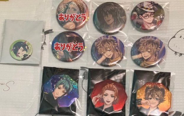 譲渡 交換】ツイステ AGF 寮服 缶バッジ ブレイジングジュエル 譲