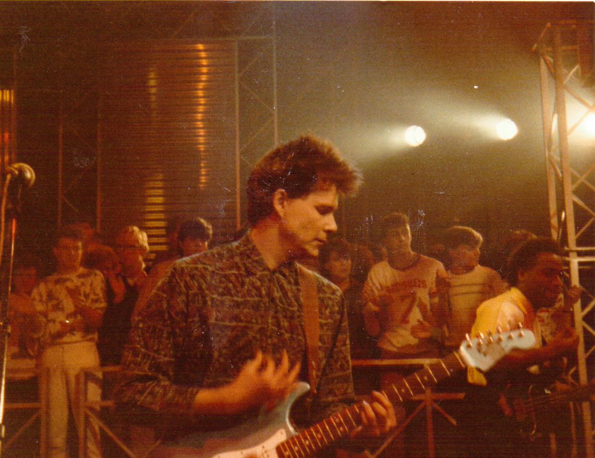 FlutterShyanne's tweet photo. It's not enough to know which notes to play; you gotta know why they need to be played -- George Carlin

All the gold of Africa would never take your place -- Stuart Adamson 

Today is for everyone who didn't make it. And everyone who did.

#StuartAdamson (4/11/58 - 12/16/01)