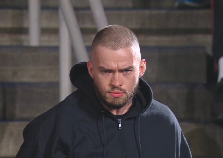 Jay 𖤐 tweet media