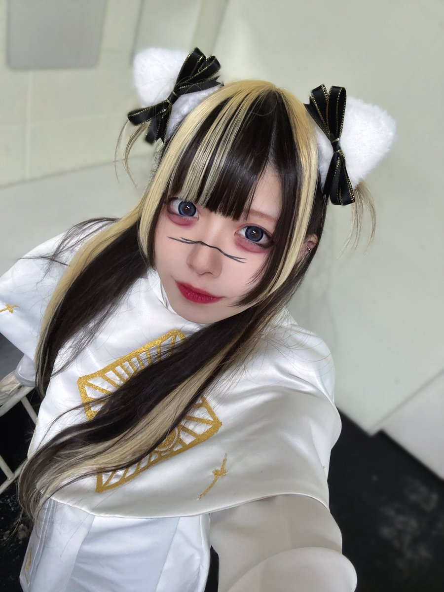 Post by こんちゃん 【 MØZU 】 on X: にゃ〜〜ん