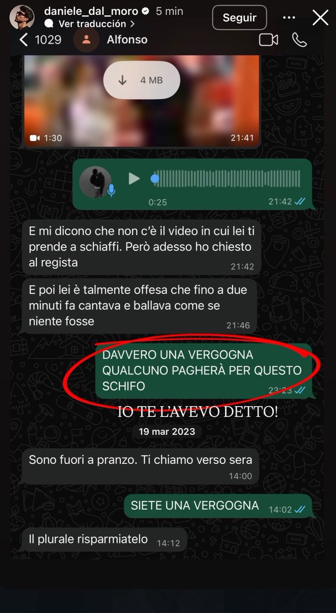 Con questo dimostra solo che lui è un falso di merda che fingeva di amare una persona per tenersi un fandom che gli pagava anche la carta per pulirsi il culo. Che ha dato la colpa a lei quando lui le mani e la bocca non li ha mai tenuti apposto dopo numerose richieste di farlo.