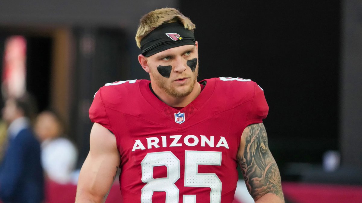 Trey McBride is a superstar. Numbers this season:

105 catches (1st in NFL)
1,071 yards (6th)
10 touchdowns (3rd)