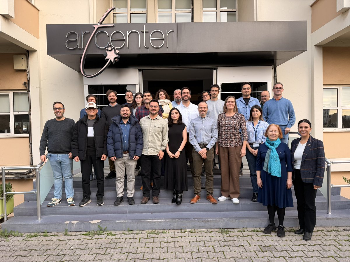 Que Technologies tweet media