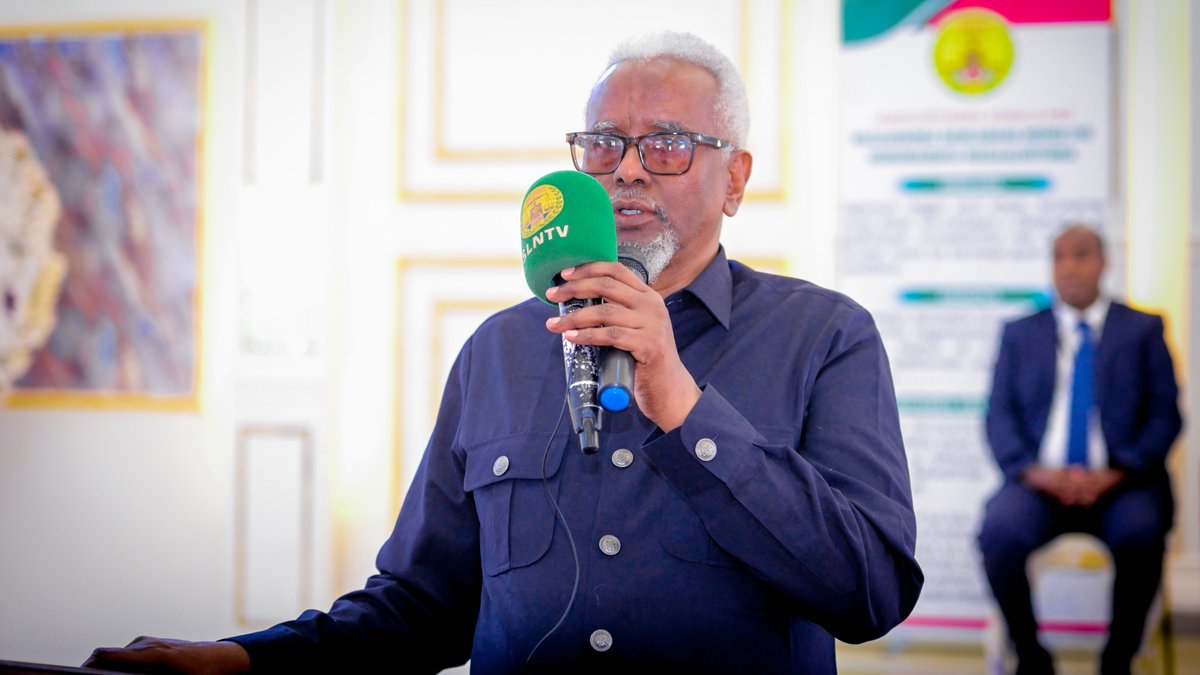MOLGUDJSL's tweet photo. The Minister of the Ministry of Local Governments and Urban Development of the Republic of Somaliland, H.E. Hassan Ahmed Duale, officially launched the Training, Monitoring, and Capacity-Building Workshop for the Districts of Togdheer Region in Burao City.

The two-day workshop focuses on assessing the key challenges facing the districts of Togdheer Region, reviewing ongoing development initiatives, and identifying priority issues that require support from the central government.

The workshop also aims to strengthen the administrative and managerial capacity of district authorities and to enhance the effectiveness of local governance and service delivery.

The Minister was accompanied by the Director General of the Ministry of Local Governments and Urban Development, along with other senior officials from the Ministry. The event was attended by the Governor of Togdheer Region and members of the Burao District Council.