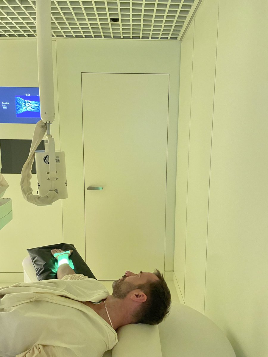 Charlie Condou tweet media