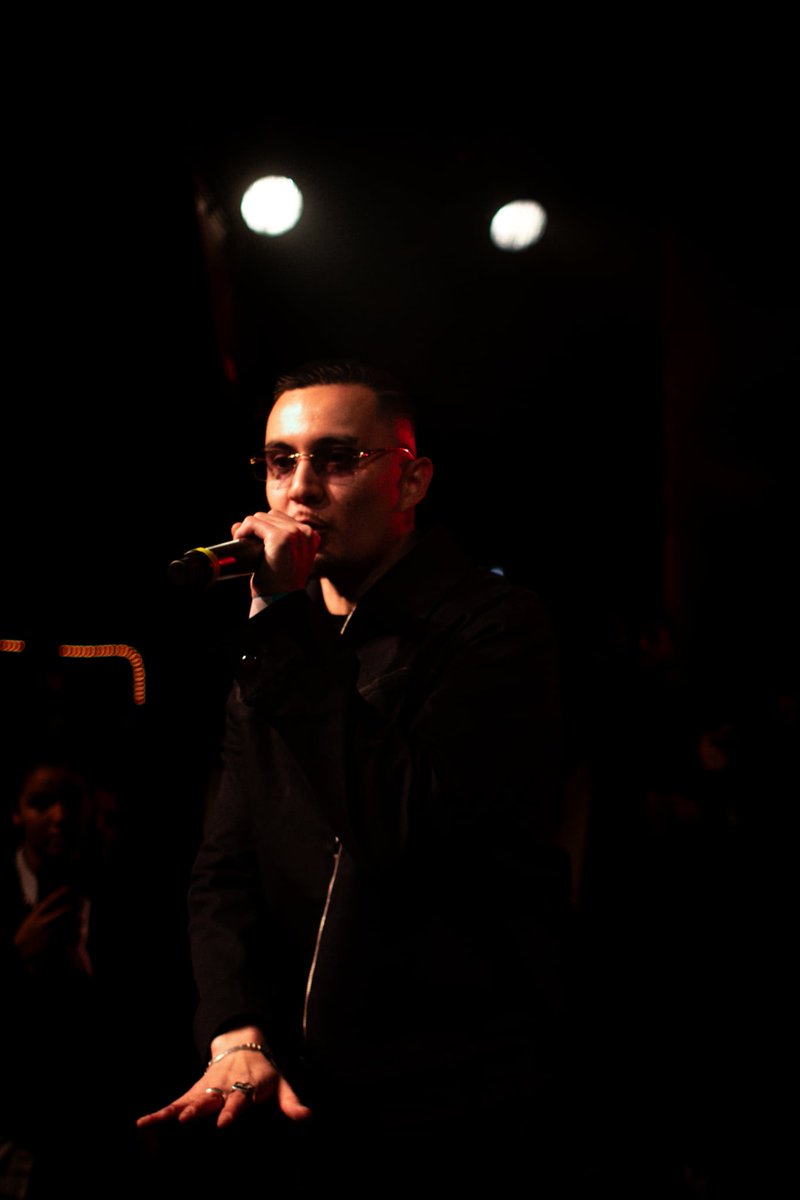 owaza_prod's tweet photo. De retour à la maison 🫶
@2L_officiel x @Guertaofficiel
📸 By Tajine
#owaza #2L #Guerta #openmicparis #nouvelleecole https://t.co/tZH82zCUtt