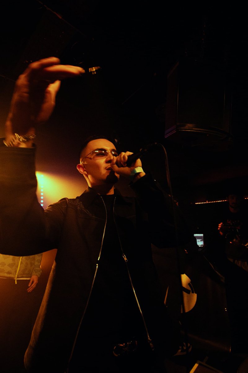 owaza_prod's tweet photo. De retour à la maison 🫶
@2L_officiel x @Guertaofficiel
📸 By Tajine
#owaza #2L #Guerta #openmicparis #nouvelleecole https://t.co/tZH82zCUtt