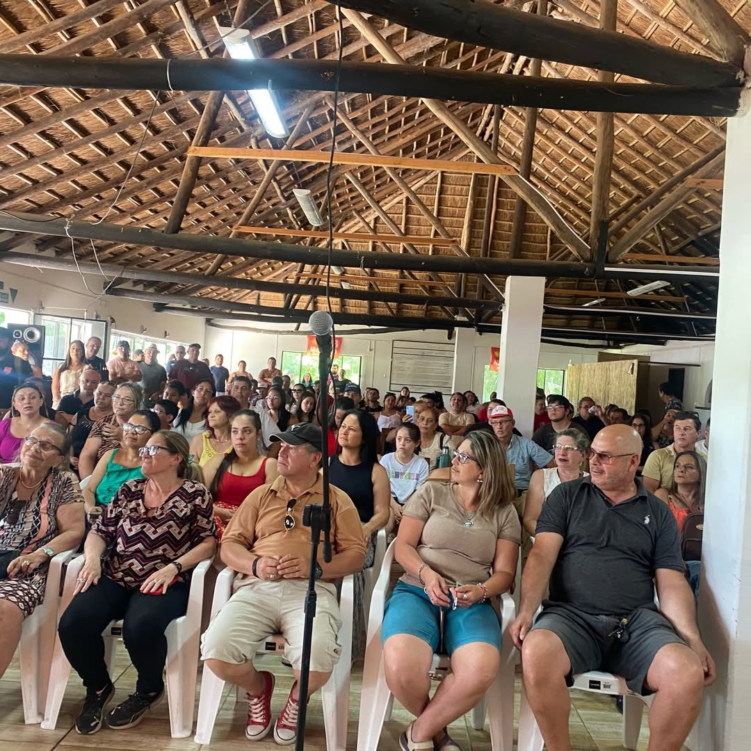 Lista15_Oficial's tweet photo. Como ya es costumbre, vivimos otro gran cierre de año de la Lista 123 de Rivera, perteneciente a nuestro grupo nacional.

Con Mauricio Gonzalez Lucas a la cabeza seguimos trabajando para mejorar Rivera.

¡Viva Batlle! 🚩 https://t.co/5lAQKnirLA
