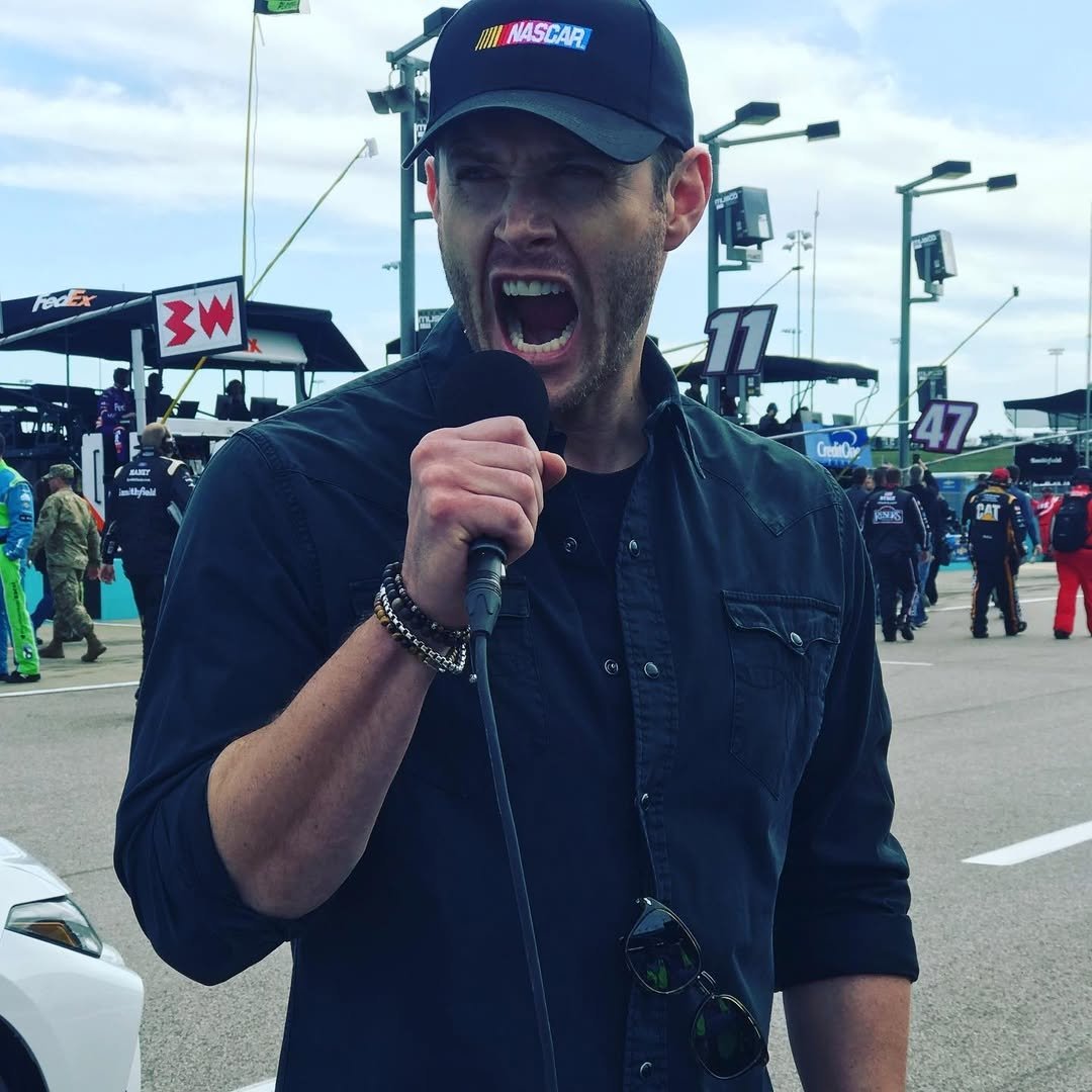 JensenHourly's tweet image. 
