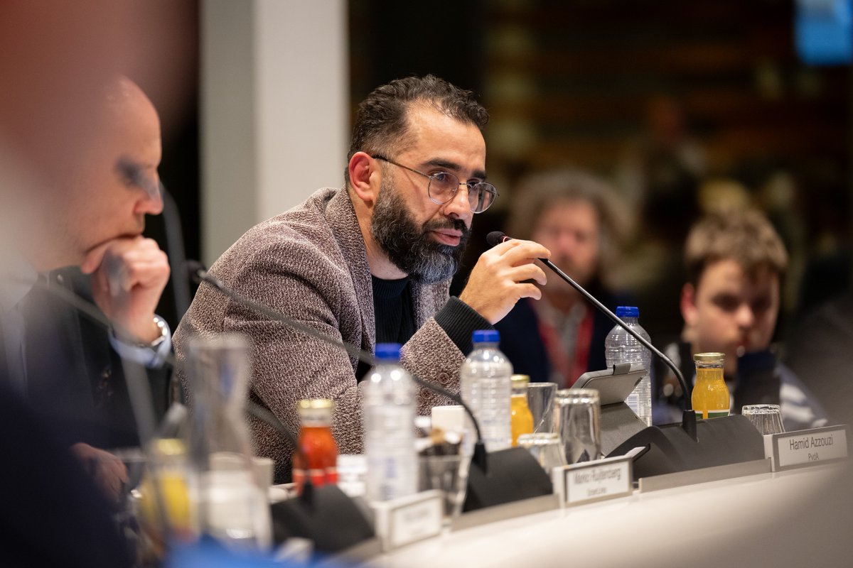 Raadsvergadering 17 december om 20.00 uur. De raad beslist onder andere over een zienswijze en een brief aan de Provincie Zuid-Holland. Beiden gaan over de ontwerp-voorkeursbeslissing van de provincie over windenergie in Lansingerland. Kijk mee: tinyurl.com/raad17dec25