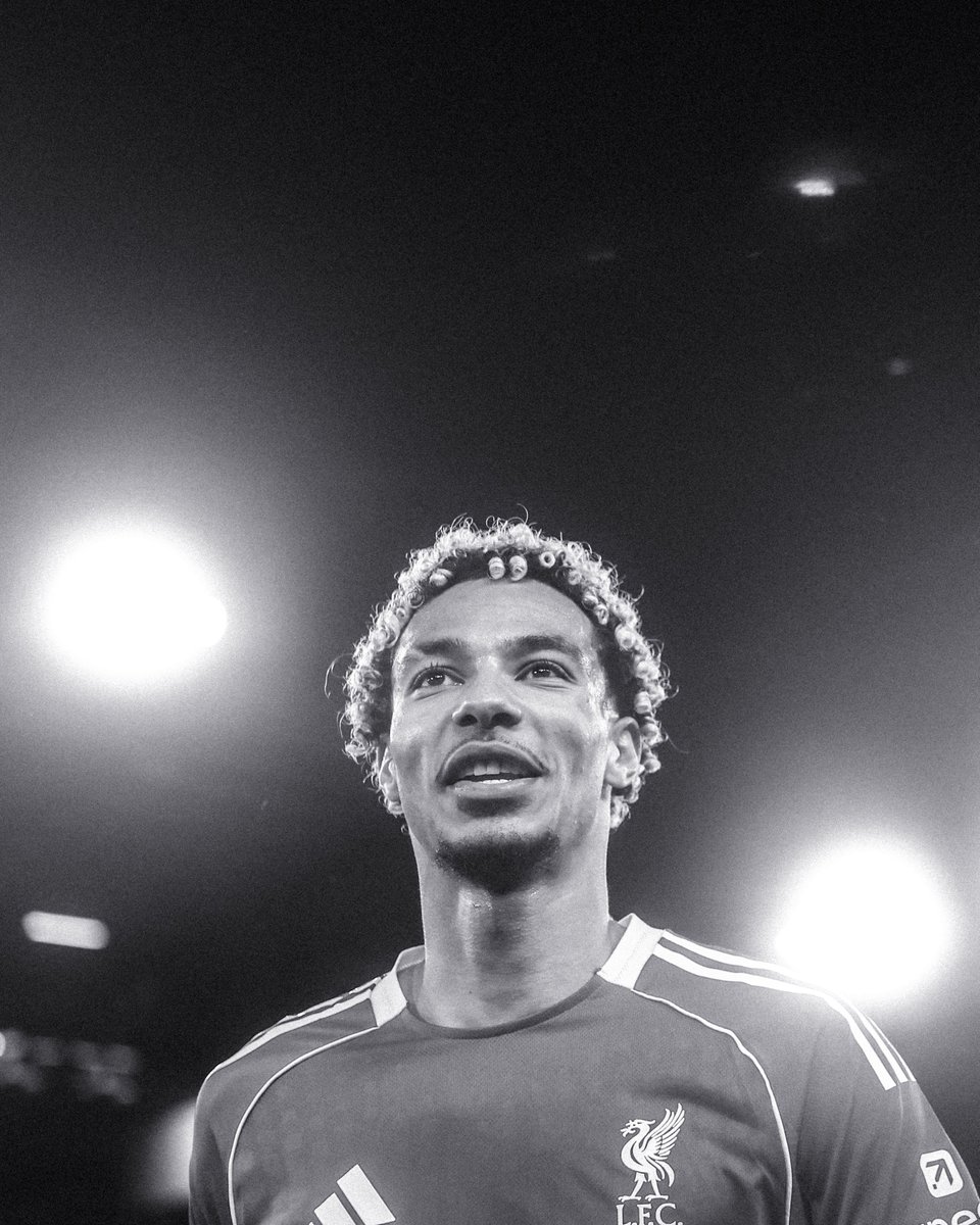 ChampionsLeague's tweet image. Hugo 🎨

#UCL