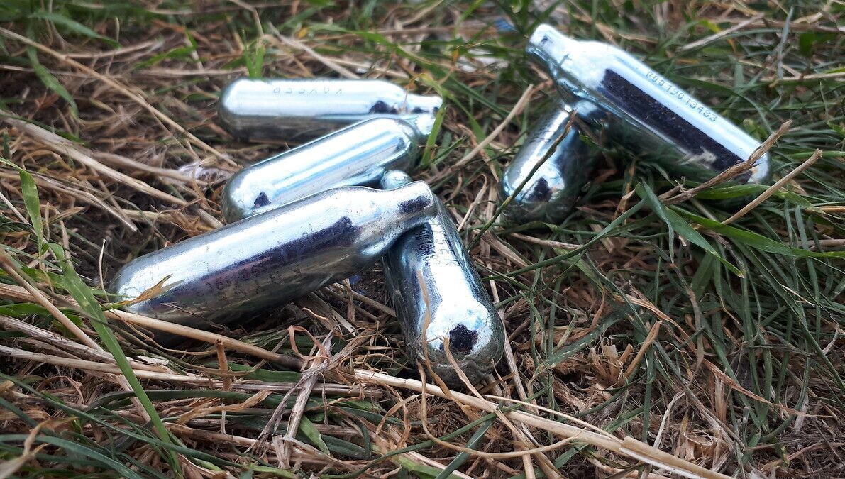 ici_gironde's tweet photo. La préfecture de la Gironde interdit la consommation de protoxyde d'azote dans tout le département
➡️ https://t.co/w63kEP7U2y https://t.co/6rOUE8gx5O