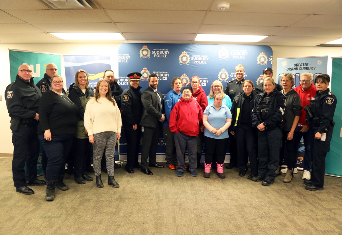 SudburyPolice's tweet image. Hey Sudbury – are you ready to get #FreezinForAReason? 🧊💙

We’re excited to announce that the 2026 Greater Sudbury Polar Plunge in support of @SOOntario will be held on March 7th, 2026, on Ramsey Lake at the Northern Water Sports Centre! 🏊‍♂️🌊

Register: soopolarplunge.crowdchange.ca/127809