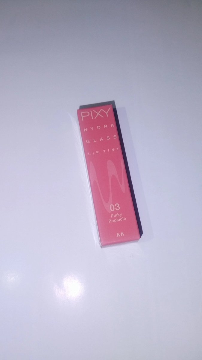 Aerilynara's tweet photo. pixy Hydra glass tint 25k aje
dipake cuman sekali, terlalu pink di bibirku (isinya masih banyak) 
beli : belia online store 
EXP : 12/2027 https://t.co/9wBApdf4E5