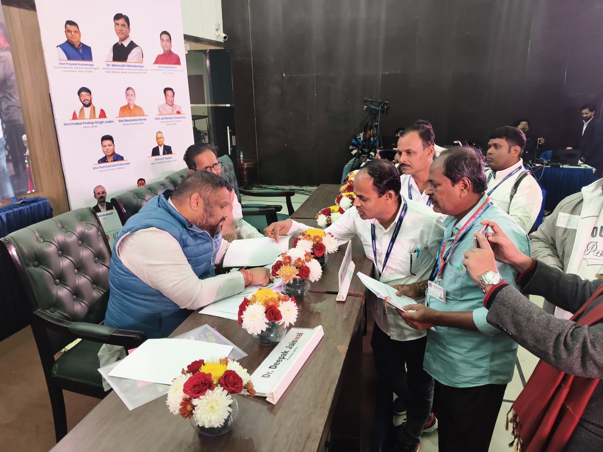 प्रियंक कानूनगो Priyank Kanoongo tweet media