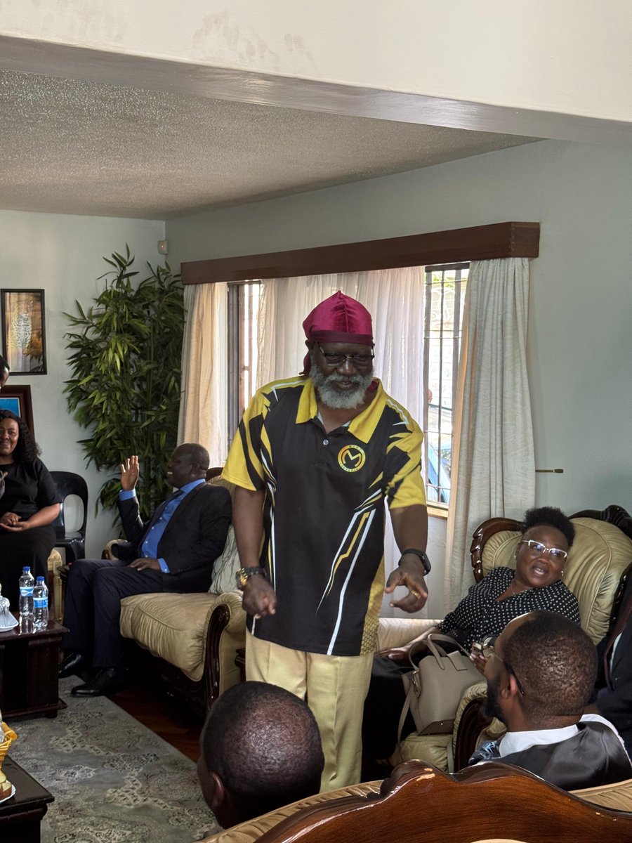 RootsPartyKe's tweet photo. Earlier today, I joined the family and friends of former Lugari MP Cyrus Jirongo at his Gigiri home to offer my pole, sharing a solemn moment of reflection and prayer as we remembered his life, public service, and stood in solidarity with the family during this difficult time. https://t.co/xwpFe4tv8r