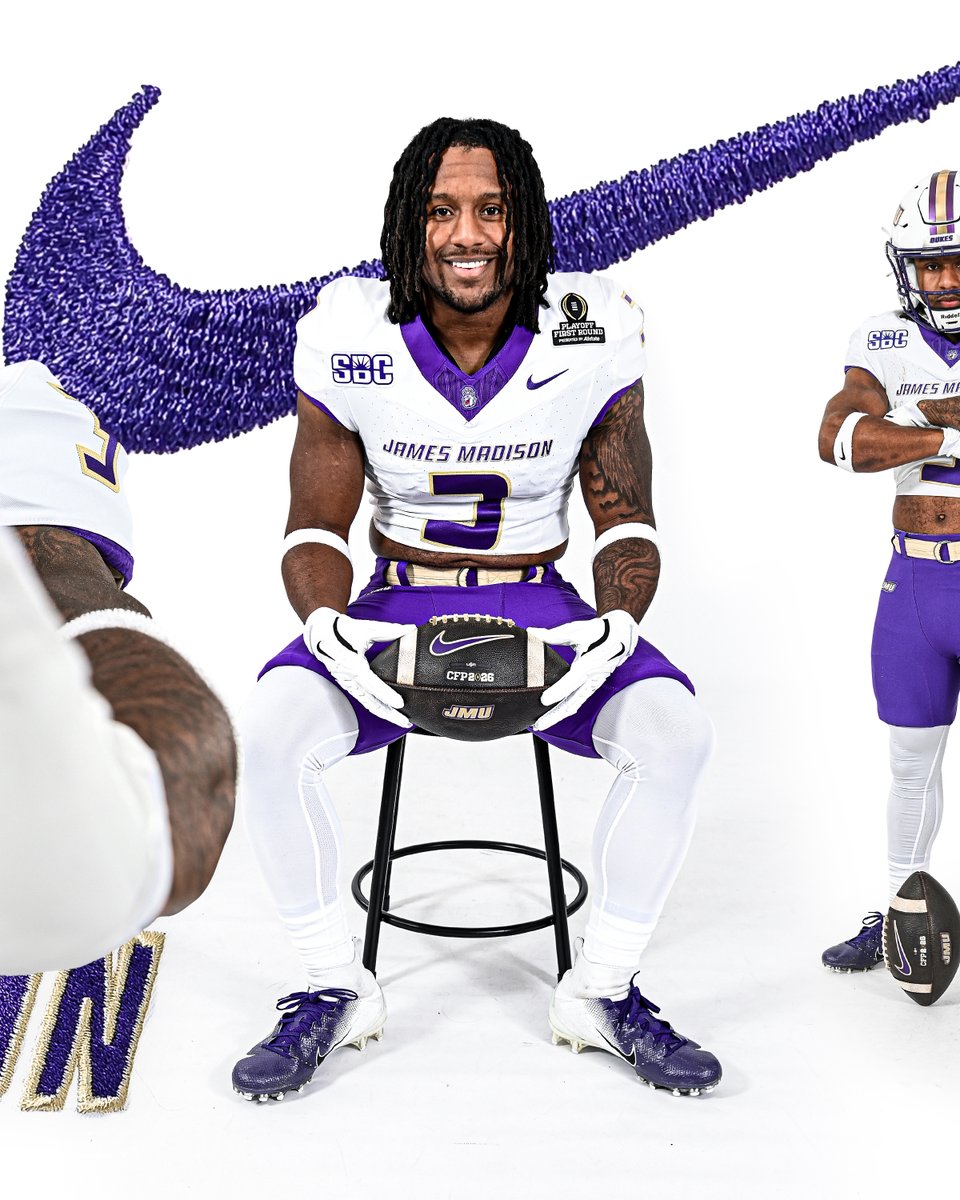 JMUFootball's tweet photo. Saturday's combo.

⚪️⚪️🟣

#GoDukes | #CFBPlayoff https://t.co/44rzgmtH3t