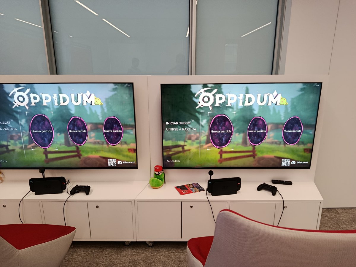 As91Amo's tweet image. De vuelta tras visitar el Showroom de @NintendoES para saber más sobre @EPGames vía @TodoJuegos_com  con @PlayOppidum  #indiegame #indie  #nintendo