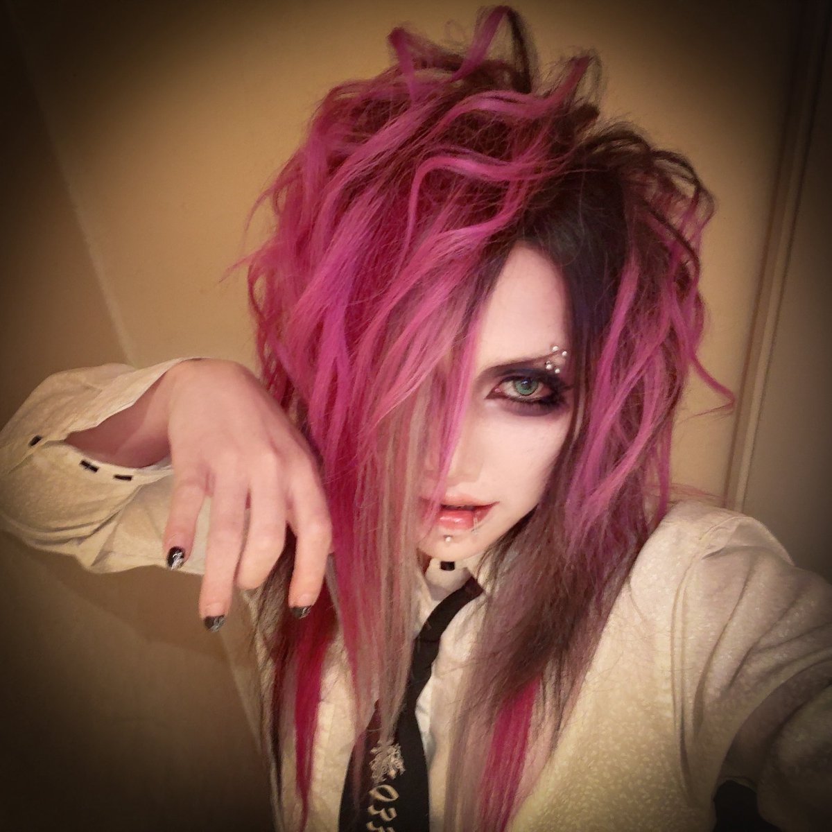 綾葉 - DazzlingBAD - (@xxxBAD_AYAHA_) / Posts / X