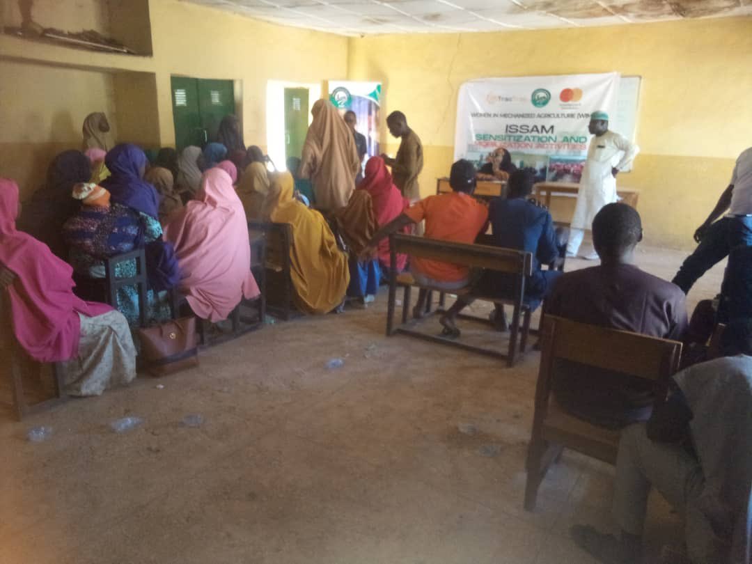wimanigeria's tweet photo. #ISSAM project continues at Mobilization and Sensitization activities ongoing.
Venue:Model Primary School Dan daura
LGA: Kauru
Ward:Makami
# #MCF #TRACTRAC https://t.co/w4SgQ1fxYS