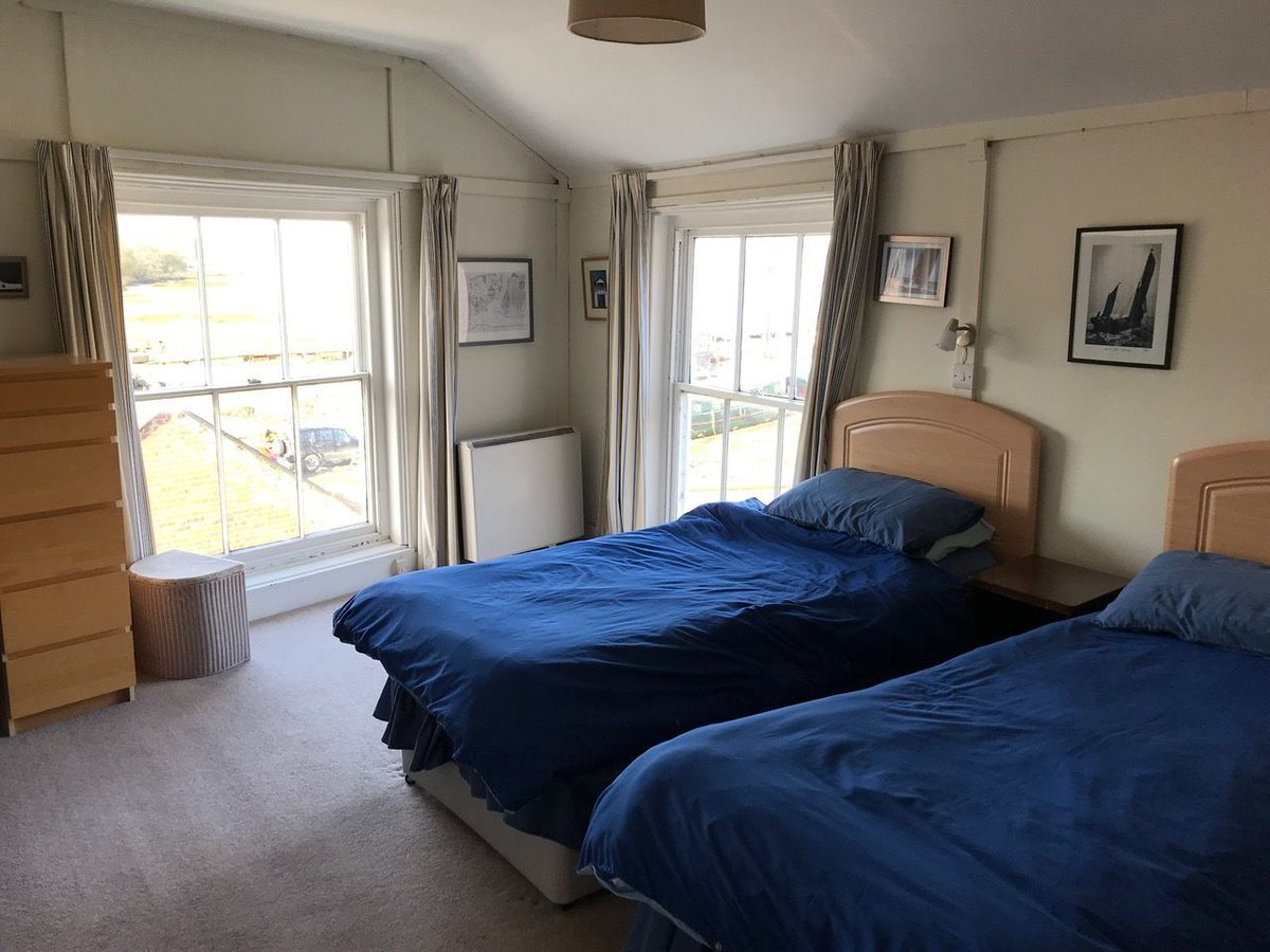 aroundaboutbrit's tweet image. Escape to Alma Cottage in Suffolk, Right by the Water.

Alma Cottage is a well equipped family holiday cottage, perfectly located in the heart of the village of Pin Mill on the Orwell Estuary.

aroundaboutbritain.co.uk/Suffolk/10402 

#AlmaCottage #PinMill #OrwellEstuary #FamilyHoliday