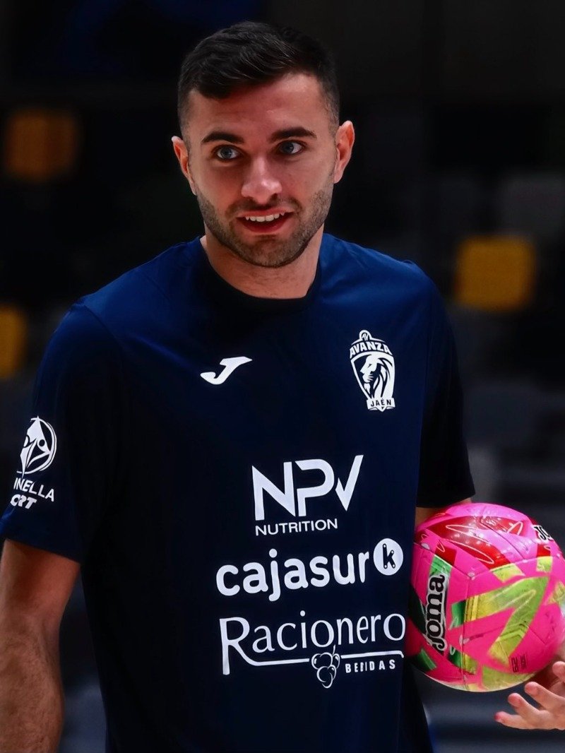 💙⚽ Un jugón anda suelto. 

- 𝗜𝘃𝗮́𝗻 𝗚𝗲𝗺𝗲𝘀 

#Limones5Agencyteam | <a href="/GemesIvan/">Ivangemes_02</a>