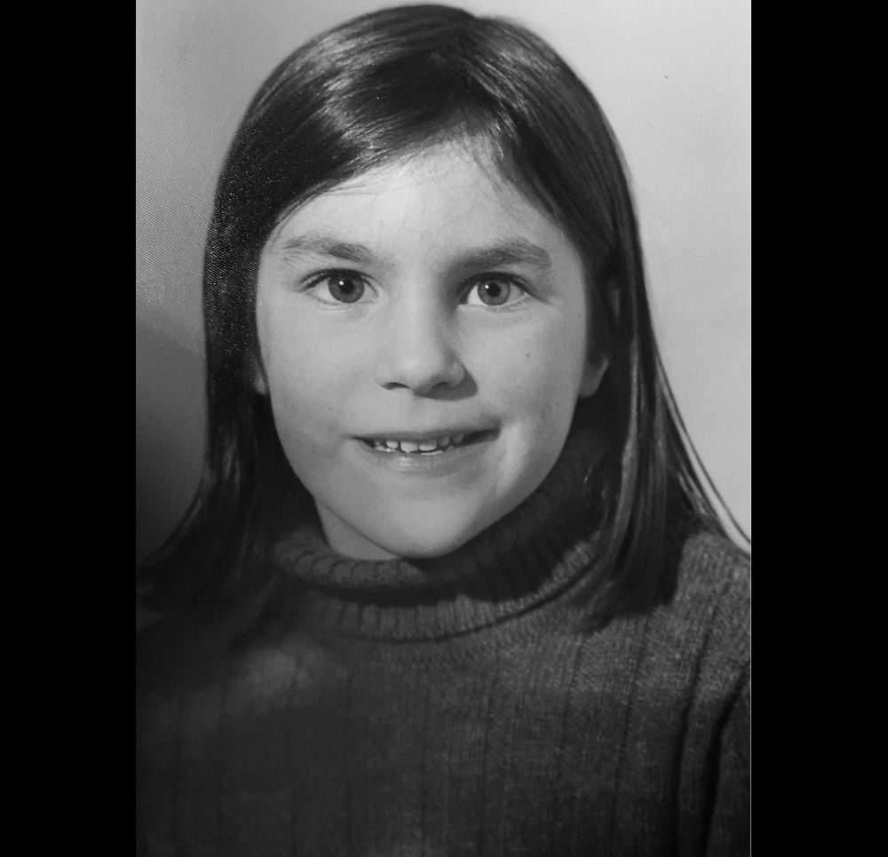 Introducing Jane Bennet Bingley ❣️ On this day, May 24, 1813, Jane Austen  writes to her sister about seeing a portrait of Mrs Jane Bingley at an  exhibition in Spring Gardens, London. «, image size:1000x965