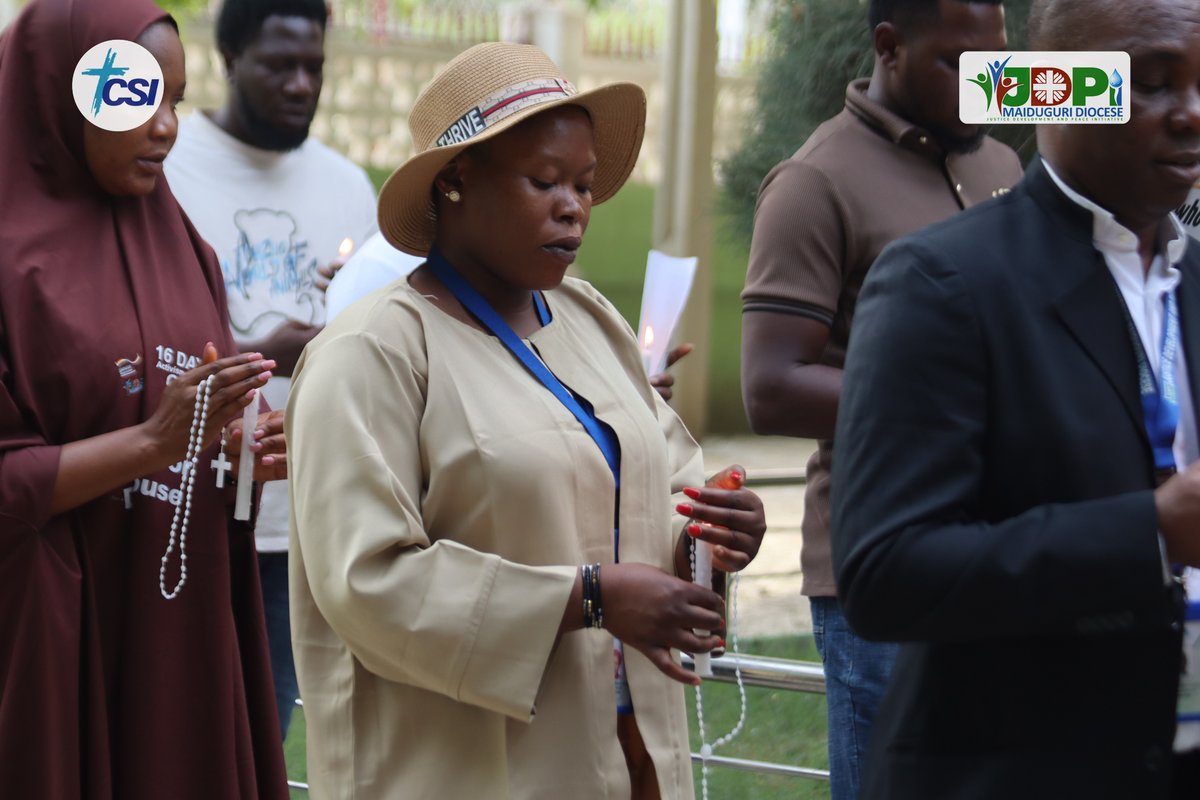 JDPIMaiduguri's tweet photo. Our Rosary procession was more than a walk—it was a powerful expression of unity, hope, and unwavering faith. It was also a powerful reminder that prayer and solidarity can shine light even in the darkest times. 
#StandForFaith #UnityInPrayer https://t.co/Dm07TW0Mre