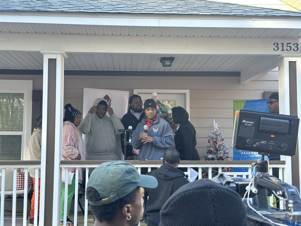 Donnell Suggs tweet media