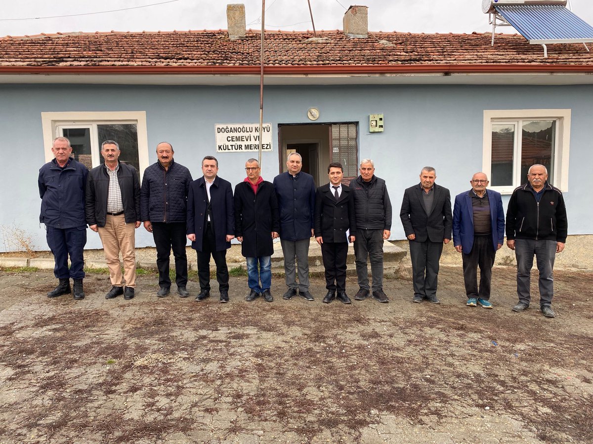 İlçe Kaymakamımız Sayın Can KURT, İlçe Jandarma Komutanı, İlçe Tarım ve Orman Müdürü, İlçe Özel İdare Müdürü ve İl Genel Meclis Üyeleri ile birlikte Başalan, Doğanoğlu ve Kırkdilim köylerine ziyaret gerçekleştirerek vatandaşlarımızın taleplerini yerinde dinledi.